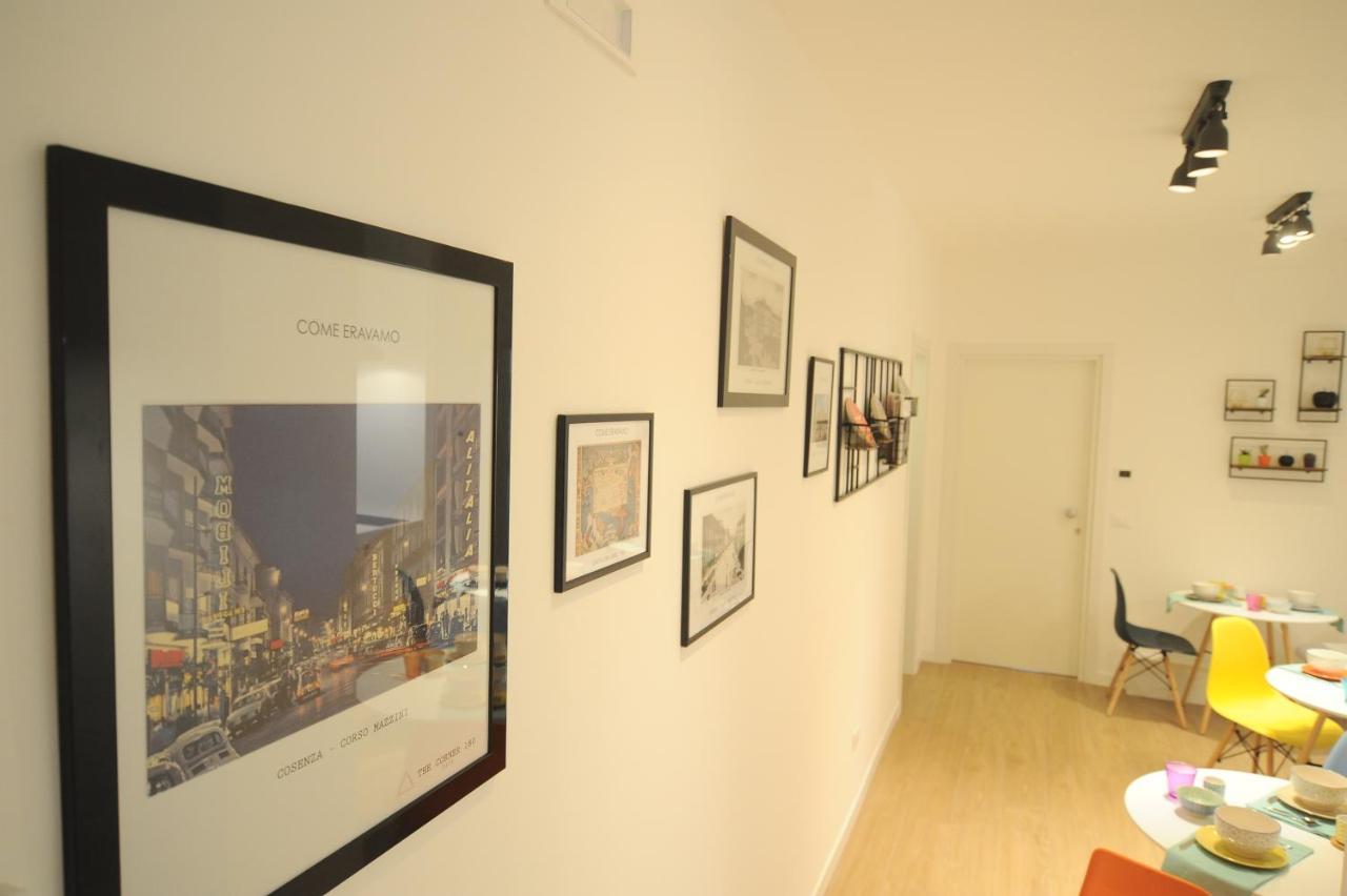 The Corner 180 Suite Cosenza Exterior photo