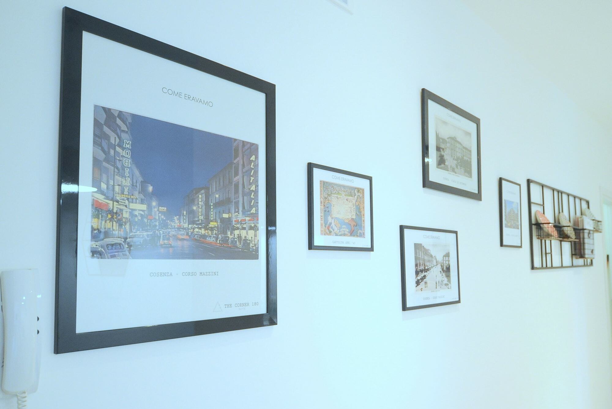 The Corner 180 Suite Cosenza Exterior photo